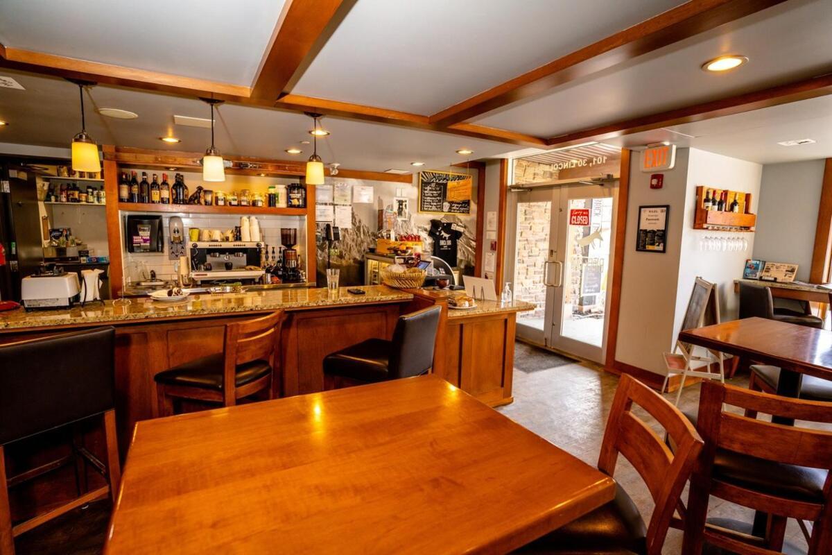 The Raven Suite At Stoneridge Mountain Resort 坎莫尔 外观 照片